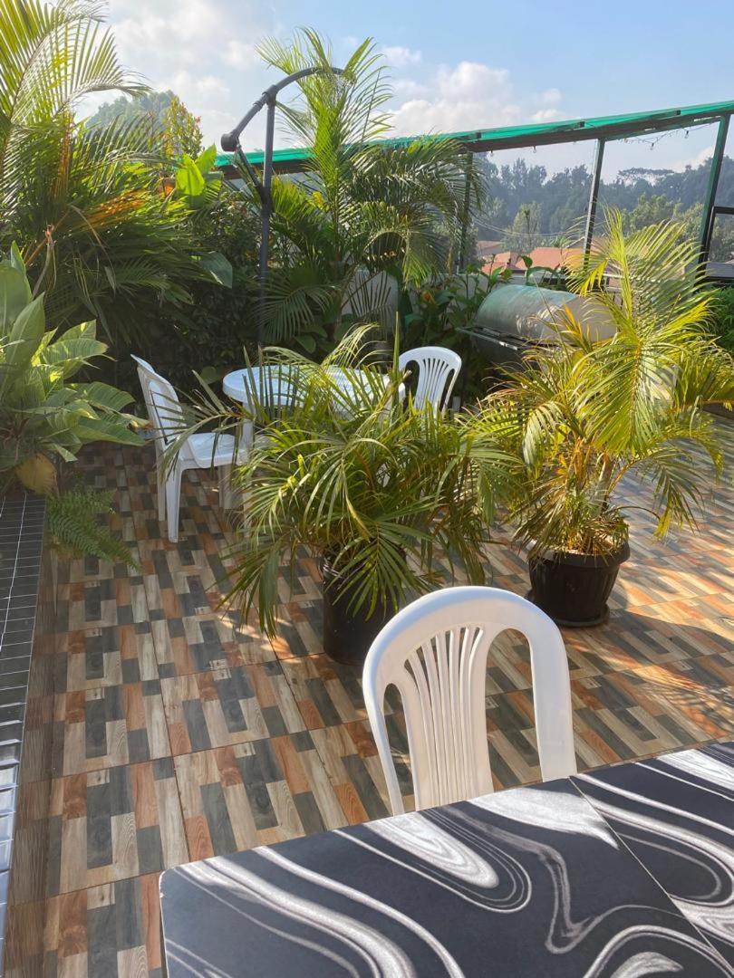 Javelin Hotel , Kampala, Uganda Tula Zewnętrze zdjęcie